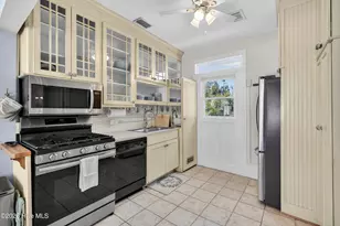 419 S Front St, Wilmington, NC 28401 - Photo 34
