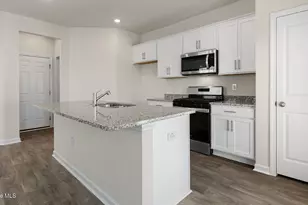 440 Ember St, Sanford, NC 27330 - Photo 10