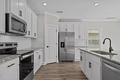70 Umbrella Palm Drive, Hampstead, NC 28443 - Photo 12
