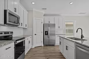 70 Umbrella Palm Dr, Hampstead, NC 28443 - Photo 12