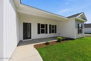 2624 Fountaintown Rd, Chinquapin, NC 28521 - Photo 8