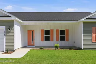 2624 Fountaintown Rd, Chinquapin, NC 28521 - Photo 6