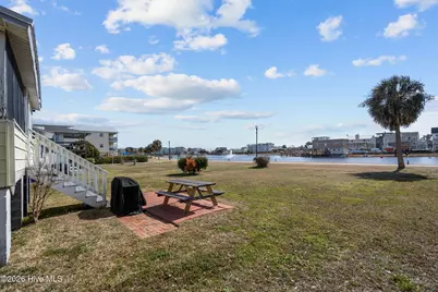 305 Atlanta Avenue, Carolina Beach, NC 28428 - Photo 10