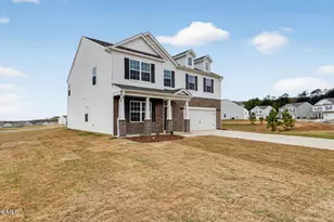 1006 Misty Creek Dr, Aberdeen, NC 28315 - Photo 2