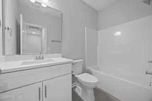 405 Alice Ln, Burgaw, NC 28425 - Photo 8