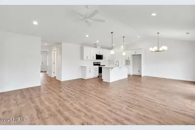 302 Riva Ridge, Burgaw, NC 28425 - Photo 6