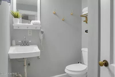 205 Harper Avenue, Carolina Beach, NC 28428 - Photo 30