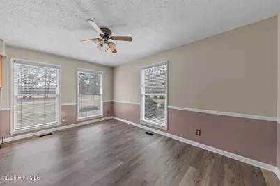 30080 Deercroft Drive, Wagram, NC 28396 - Photo 10