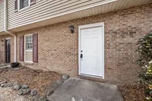 115 King George Ct, Jacksonville, NC 28546 - Photo 2