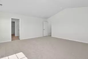 700 Lazy Elm Ln, Aberdeen, NC 28315 - Photo 18