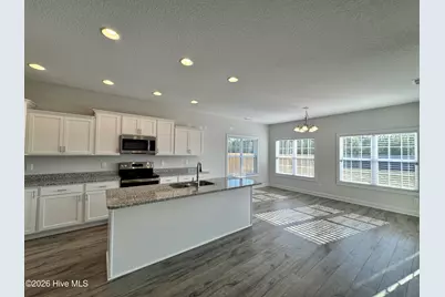 592 Appalachian Trail S, Jacksonville, NC 28546 - Photo 4