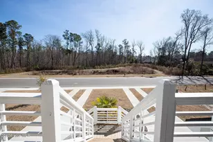 629 Vale Dr, Wilmington, NC 28411 - Photo 8