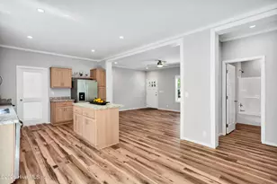 409 Pond View Circle, Hampstead, NC 28443 - Photo 6
