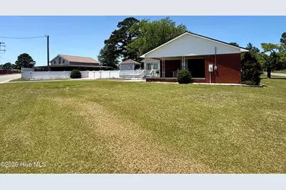 212 Sunset Drive, Williamston, NC 27892 - Photo 6