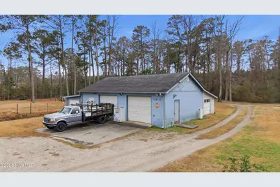 1703 Leland School Road NE, Leland, NC 28451 - Photo 26