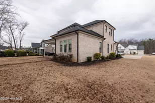 2221 Brook Fields Dr, Winterville, NC 28590 - Photo 42