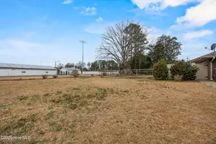 616 E Murphy St, Wallace, NC 28466 - Photo 26