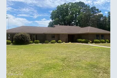 616 E Murphy Street, Wallace, NC 28466 - Photo 1