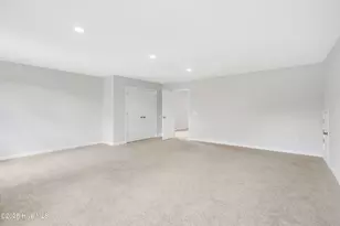 405 Oak Knl Dr, Jacksonville, NC 28546 - Photo 18