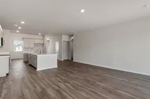 239 Surfside Lndg Blvd, Hubert, NC 28539 - Photo 12