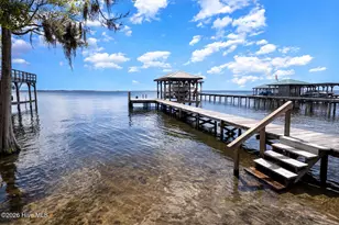 2908 Canal Cove Rd, Lake Waccamaw, NC 28450 - Photo 2