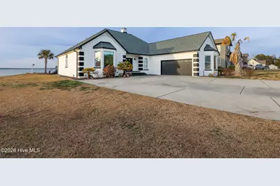 128 Gemstone Drive, Sneads Ferry, NC 28460 - Photo 2