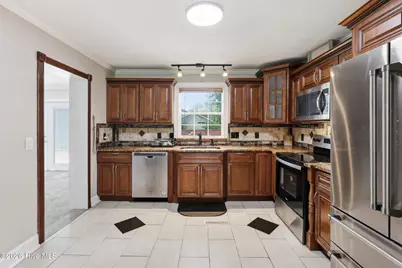 1516 Candlewick Drive, Greenville, NC 27834 - Photo 14