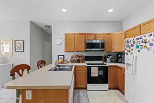215/217 Lloyd St, Holly Ridge, NC 28445 - Photo 8