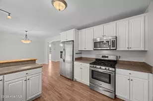 9329 Doris Dr, Oriental, NC 28571 - Photo 10