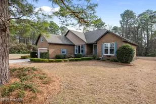 5718 Sloop Ct, New Bern, NC 28560 - Photo 4