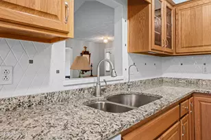 5718 Sloop Ct, New Bern, NC 28560 - Photo 10