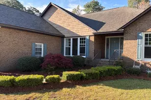 5718 Sloop Ct, New Bern, NC 28560 - Photo 1