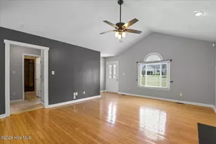 304 Marlin Ln, Pikeville, NC 27863 - Photo 4