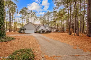 28900 Deercroft Dr, Wagram, NC 28396 - Photo 2