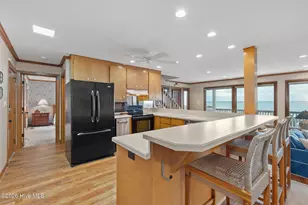 111 Dogwood Cir, Pine Knoll Shores, NC 28512 - Photo 16
