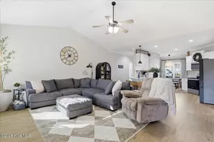 110 Oak St, Pine Level, NC 27568 - Photo 14