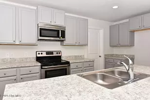 3314 Summer Tanager Ln, Leland, NC 28451 - Photo 10