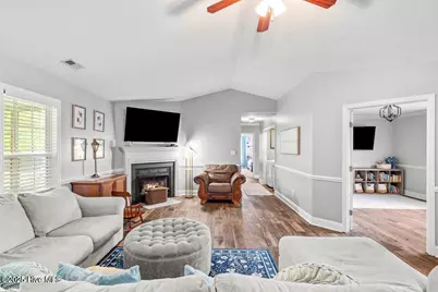 912 Morganser Drive, Swansboro, NC 28584 - Photo 10