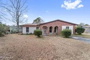 6002 E Red Oak Ct, Jacksonville, NC 28546 - Photo 1