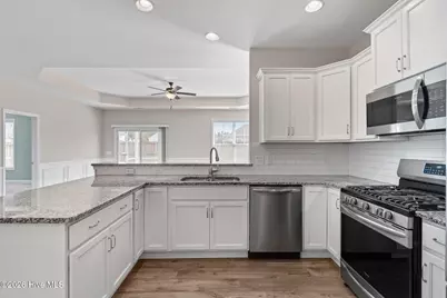6413 Pinnacle Point, Leland, NC 28479 - Photo 12