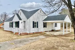 414 W Main St, Micro, NC 27555 - Photo 2