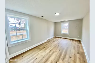 414 W Main Street, Micro, NC 27555 - Photo 12