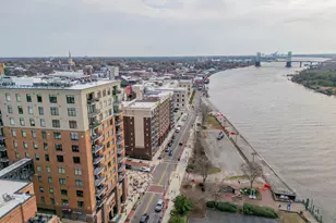 240 N Water St, Wilmington, NC 28401 - Photo 2