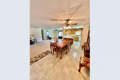 201 Pecan Drive, Elizabethtown, NC 28337 - Photo 6