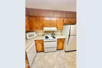 201 Pecan Drive, Elizabethtown, NC 28337 - Photo 8