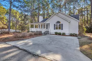 4071 Country Garden Ln, Southport, NC 28461 - Photo 4