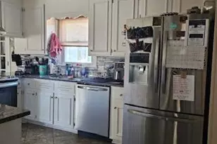 426 N Main St, Broadway, NC 27505 - Photo 8