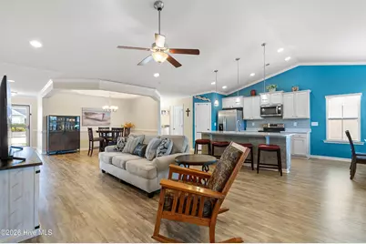 925 Harwick Court SW, Ocean Isle Beach, NC 28469 - Photo 18