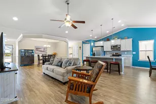 925 Harwick Ct SW, Ocean Isle Beach, NC 28469 - Photo 18