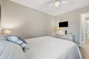7028 Archers Creek Dr, Emerald Isle, NC 28594 - Photo 34